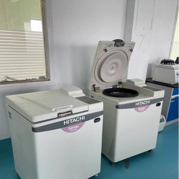 日立 himac 离心机主控板与报错代码界面实拍  E 系列  Err 系列故障代码汇总图片说明：主控板结构、报错代码界面与故障代码汇总表，覆盖全系列高频报错，便于快速对照.png